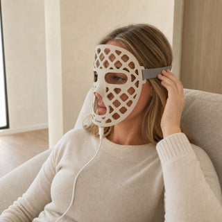 Helsi Red Light Face Mask